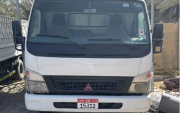 مستبيشي 3طن كانتر 2007 نظيف