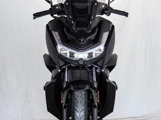 VOGE SR3 – 250cc Performance Scooter