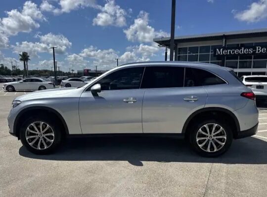 2023 Mercedes Benz GLC