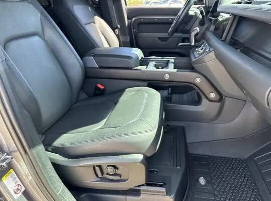 2023 land Rover Defender