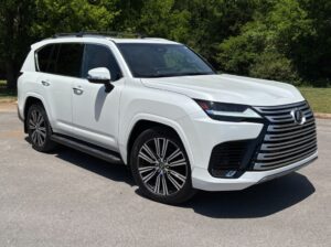 2025 Lexus LX 600 Luxury AWD WhatsApp+97158670363