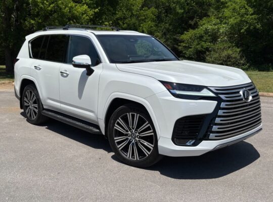 2025 Lexus LX 600 Luxury AWD WhatsApp+97158670363